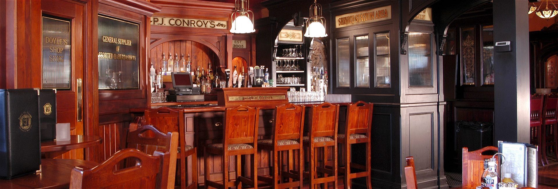 Galena IL Hotel Irish Cottage Inn & Suites Pub Calendar